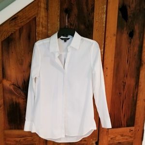 White dress shirt